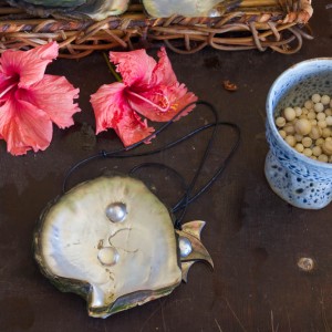 Pearl still life